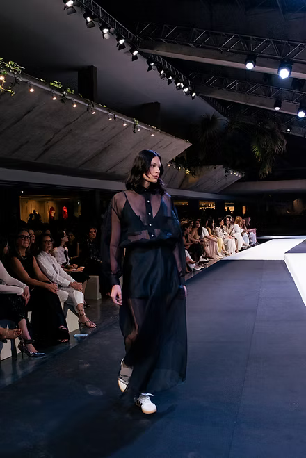 Camisa Feminina em Tule SPHYNX